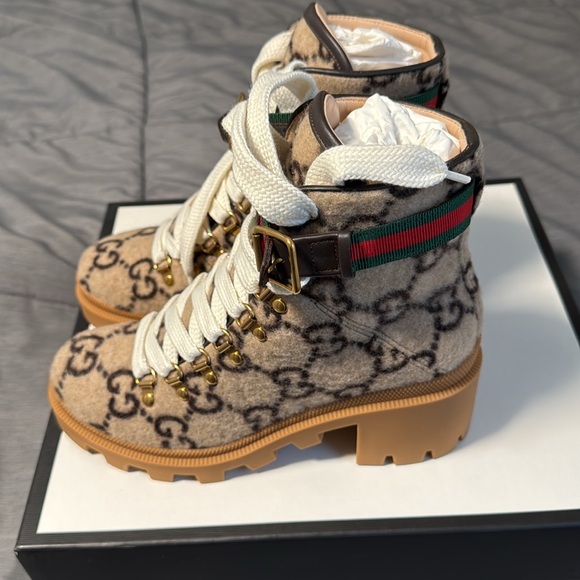 Authentic Gucci women wood boot size 7(37 us) - Picture 4 of 8